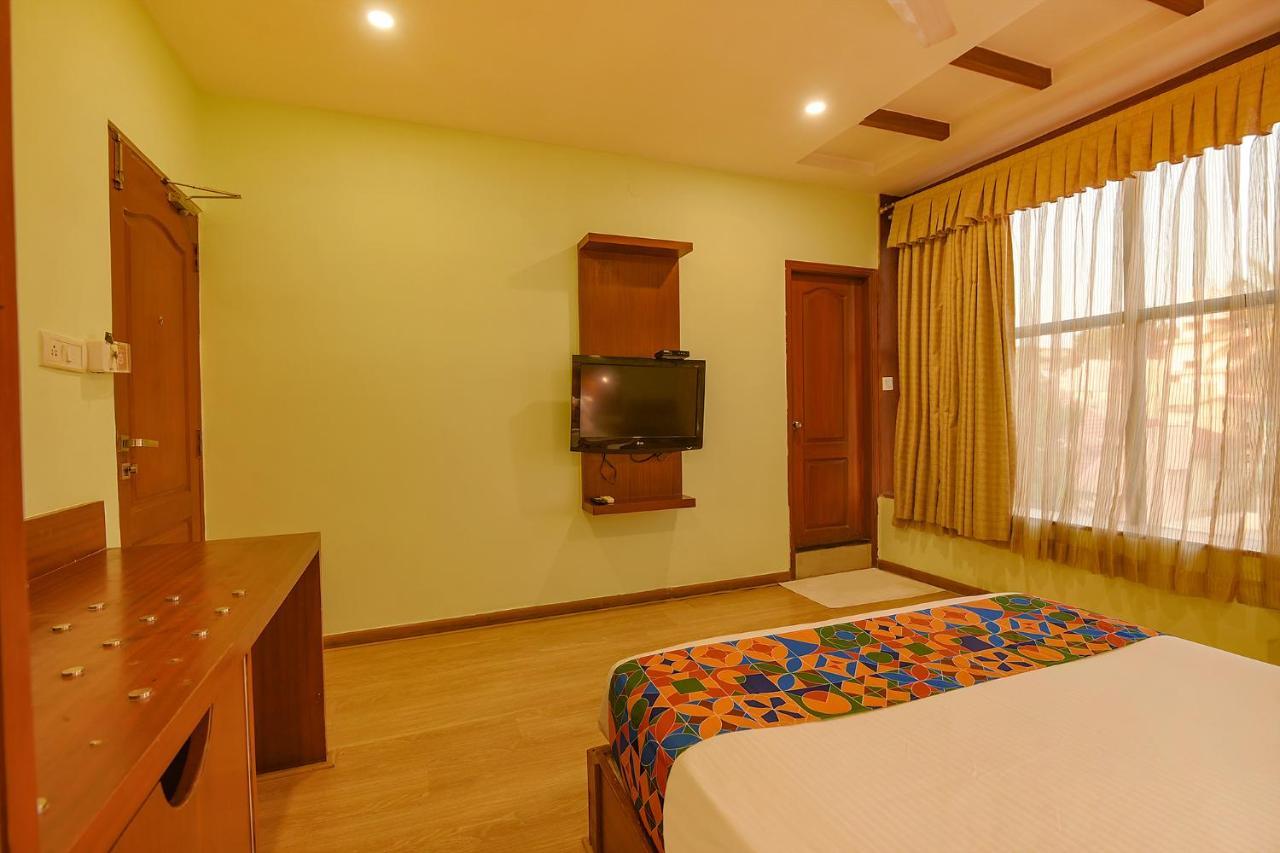Fabhotel The Btm Palace - Btm Layout Nr Gopalan Innovation Mall บังกาลอร์ ภายนอก รูปภาพ