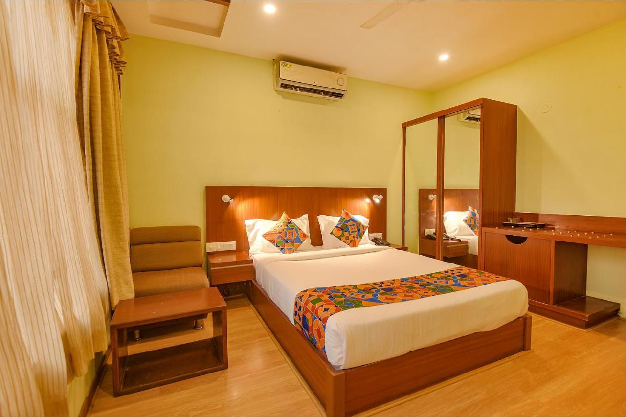 Fabhotel The Btm Palace - Btm Layout Nr Gopalan Innovation Mall บังกาลอร์ ภายนอก รูปภาพ