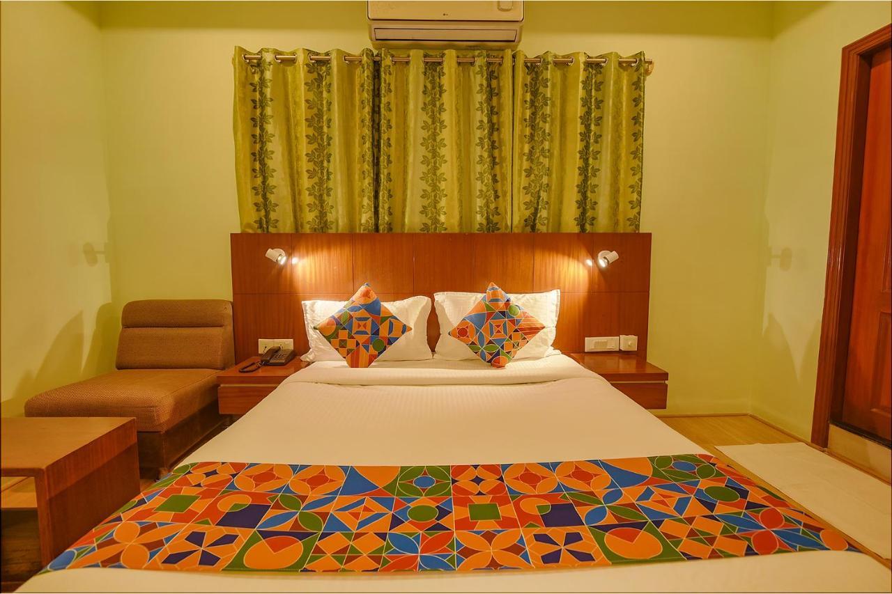 Fabhotel The Btm Palace - Btm Layout บังกาลอร์ ภายนอก รูปภาพ