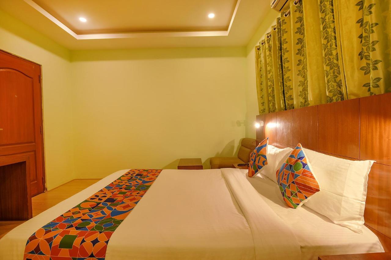 Fabhotel The Btm Palace - Btm Layout Nr Gopalan Innovation Mall บังกาลอร์ ภายนอก รูปภาพ