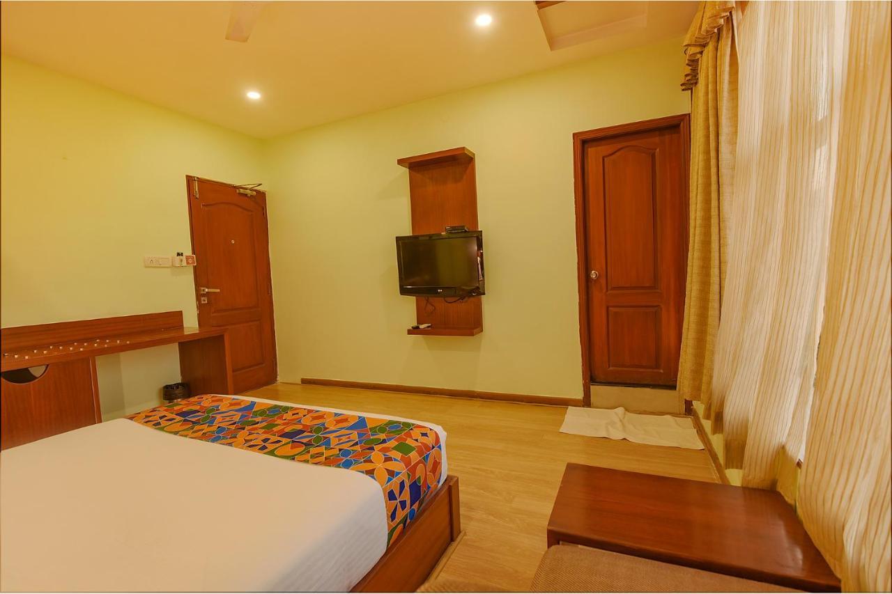 Fabhotel The Btm Palace - Btm Layout Nr Gopalan Innovation Mall บังกาลอร์ ภายนอก รูปภาพ