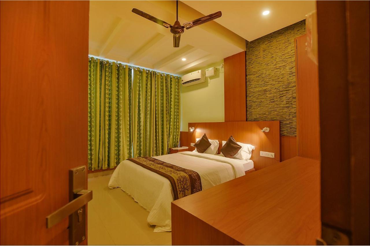 Fabhotel The Btm Palace - Btm Layout Nr Gopalan Innovation Mall บังกาลอร์ ภายนอก รูปภาพ
